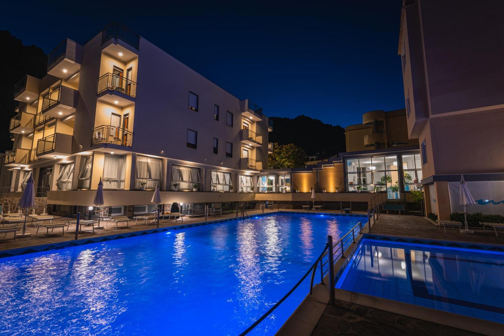 Hotel San Pietro Maiori Exterior foto