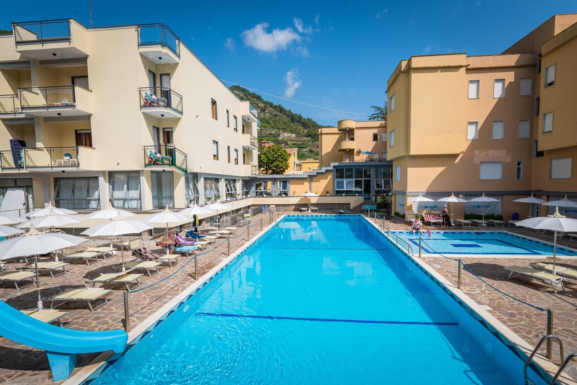 Hotel San Pietro Maiori Exterior foto